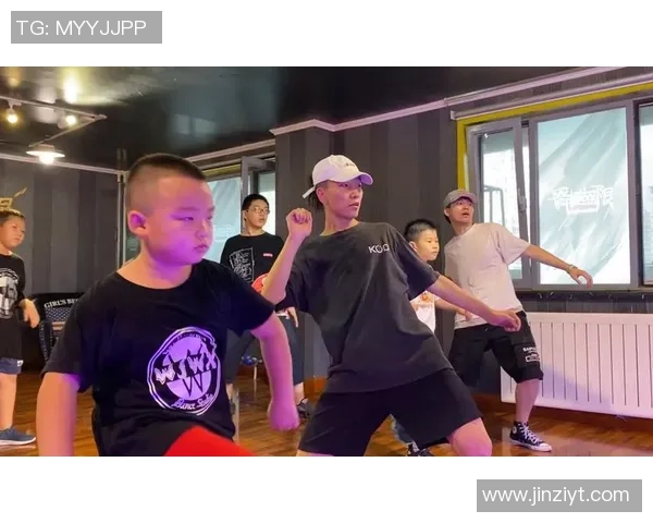 重庆街舞队的心理素质探讨与团队协作能力提升之路